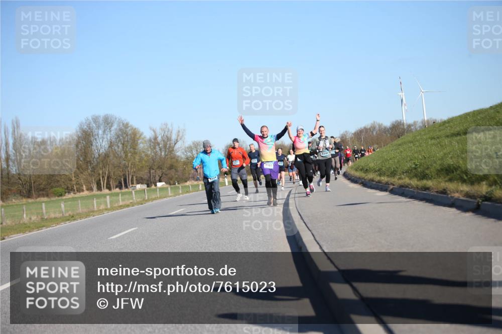 06.04.2025 - 44. Internationalen Wilhelmsburger Insellauf Jannik Wohlers http://msf.ph/oto/7615023 06.04.2025 09:32:47 Laufen 334, 4307, 4545, 3965 meine-sportfotos.de