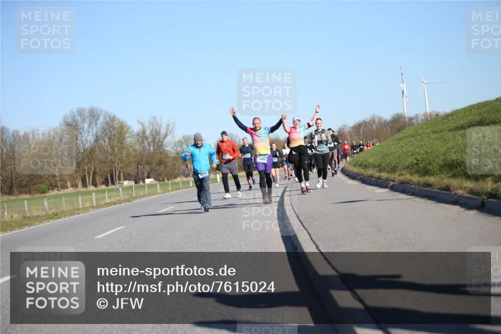 06.04.2025 - 44. Internationalen Wilhelmsburger Insellauf Jannik Wohlers http://msf.ph/oto/7615024 06.04.2025 09:32:48 Laufen 4334, 3965, 4448 meine-sportfotos.de