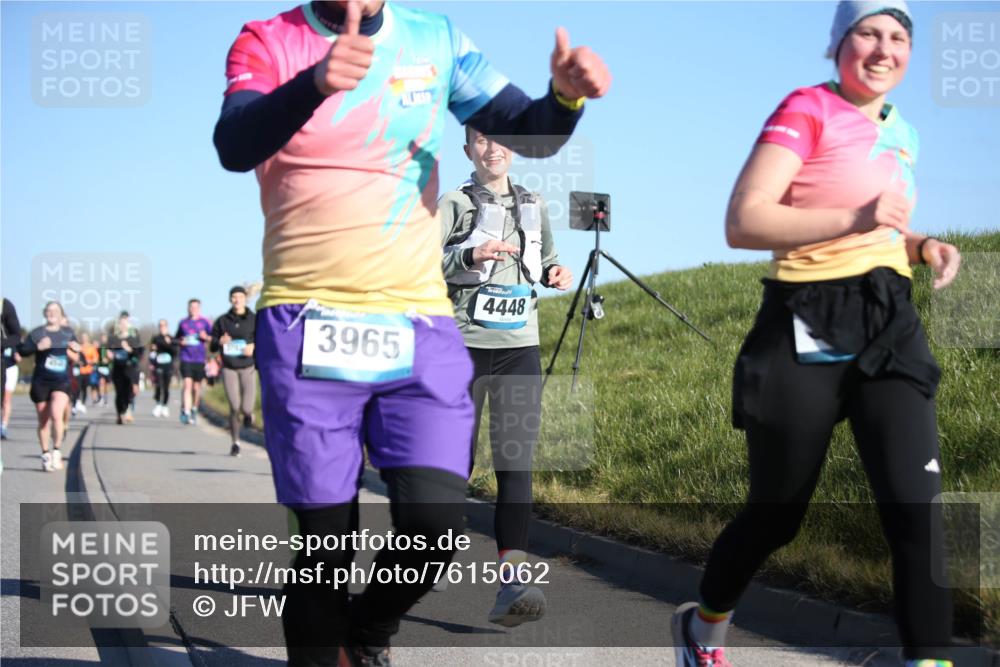 06.04.2025 - 44. Internationalen Wilhelmsburger Insellauf Jannik Wohlers http://msf.ph/oto/7615062 06.04.2025 09:32:53 Laufen 3965, 4448 meine-sportfotos.de