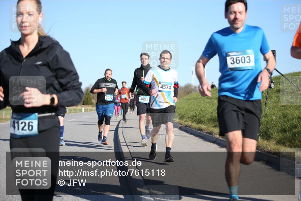 06.04.2025 - 44. Internationalen Wilhelmsburger Insellauf Jannik Wohlers http://msf.ph/oto/7615118 06.04.2025 09:33:06 Laufen 4126, 3072, 3858, 4574, 3603 meine-sportfotos.de