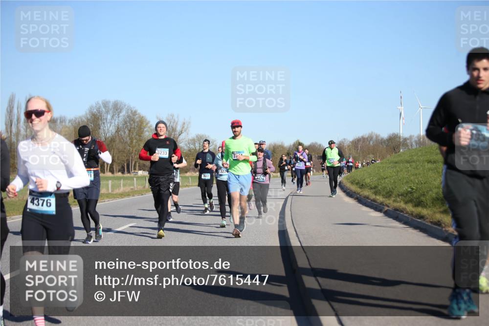 06.04.2025 - 44. Internationalen Wilhelmsburger Insellauf Jannik Wohlers http://msf.ph/oto/7615447 06.04.2025 09:34:25 Laufen 4376, 3233, 322, 4479 meine-sportfotos.de