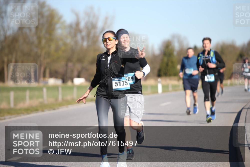 06.04.2025 - 44. Internationalen Wilhelmsburger Insellauf Jannik Wohlers http://msf.ph/oto/7615497 06.04.2025 09:34:34 Laufen 589, 5175 meine-sportfotos.de