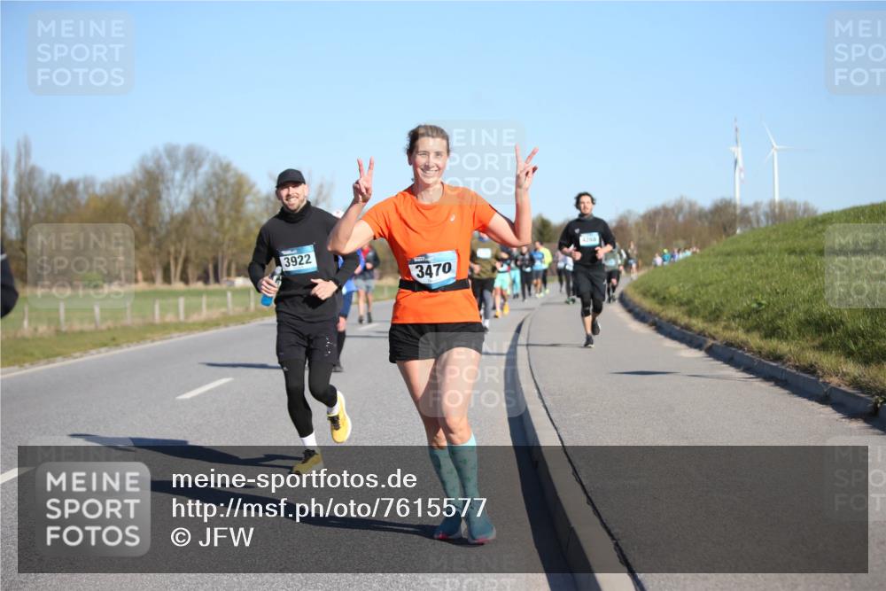 06.04.2025 - 44. Internationalen Wilhelmsburger Insellauf Jannik Wohlers http://msf.ph/oto/7615577 06.04.2025 09:34:56 Laufen 3922, 3470, 4268 meine-sportfotos.de