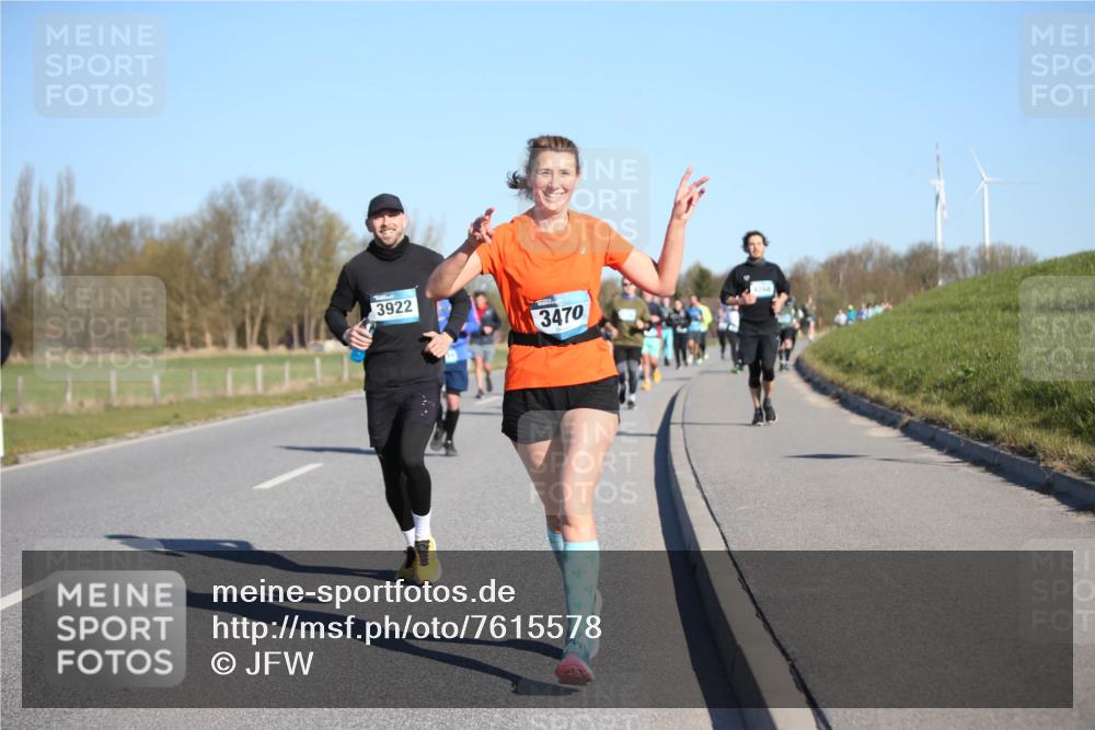 06.04.2025 - 44. Internationalen Wilhelmsburger Insellauf Jannik Wohlers http://msf.ph/oto/7615578 06.04.2025 09:34:56 Laufen 3922, 3470, 4268 meine-sportfotos.de