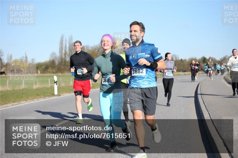 06.04.2025 - 44. Internationalen Wilhelmsburger Insellauf Jannik Wohlers http://msf.ph/oto/7615651 06.04.2025 09:35:14 Laufen 42, 368, 3682, 3277, 4316 meine-sportfotos.de