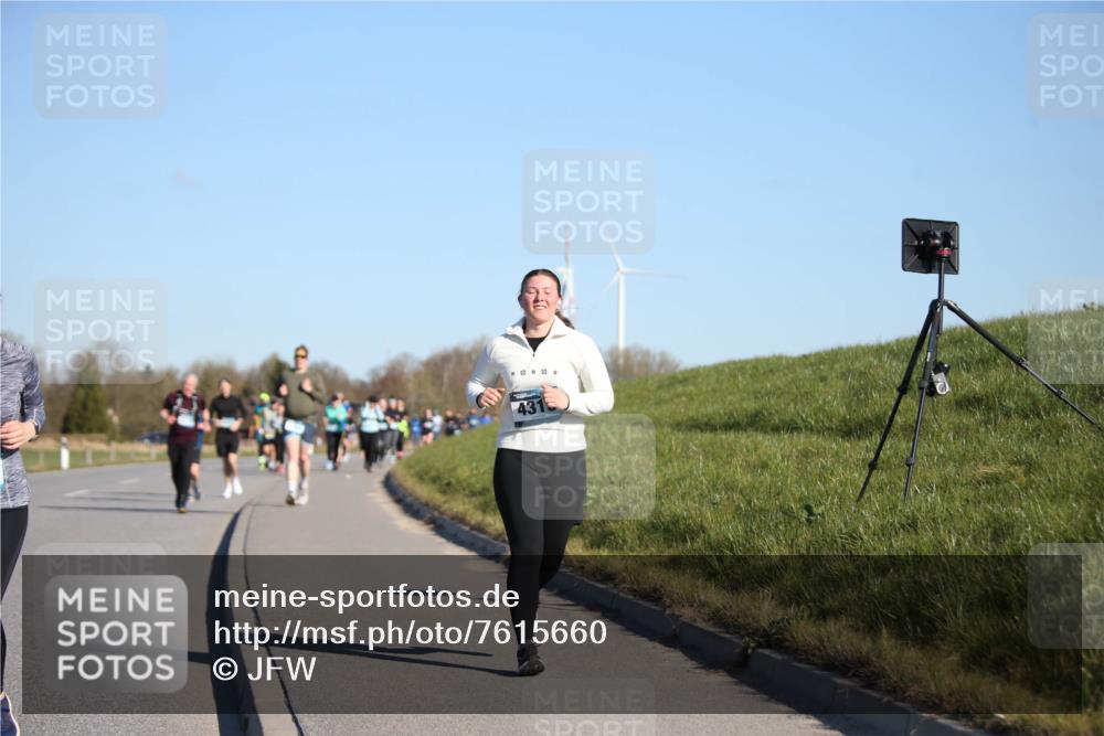 06.04.2025 - 44. Internationalen Wilhelmsburger Insellauf Jannik Wohlers http://msf.ph/oto/7615660 06.04.2025 09:35:16 Laufen 431 meine-sportfotos.de
