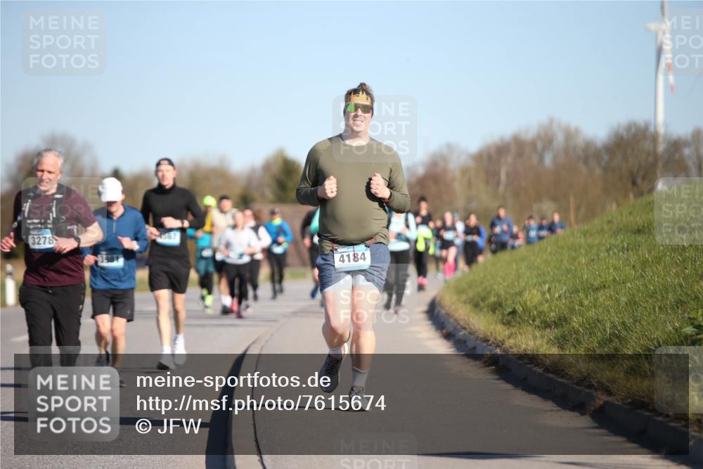 06.04.2025 - 44. Internationalen Wilhelmsburger Insellauf Jannik Wohlers http://msf.ph/oto/7615674 06.04.2025 09:35:20 Laufen 3278, 4184 meine-sportfotos.de