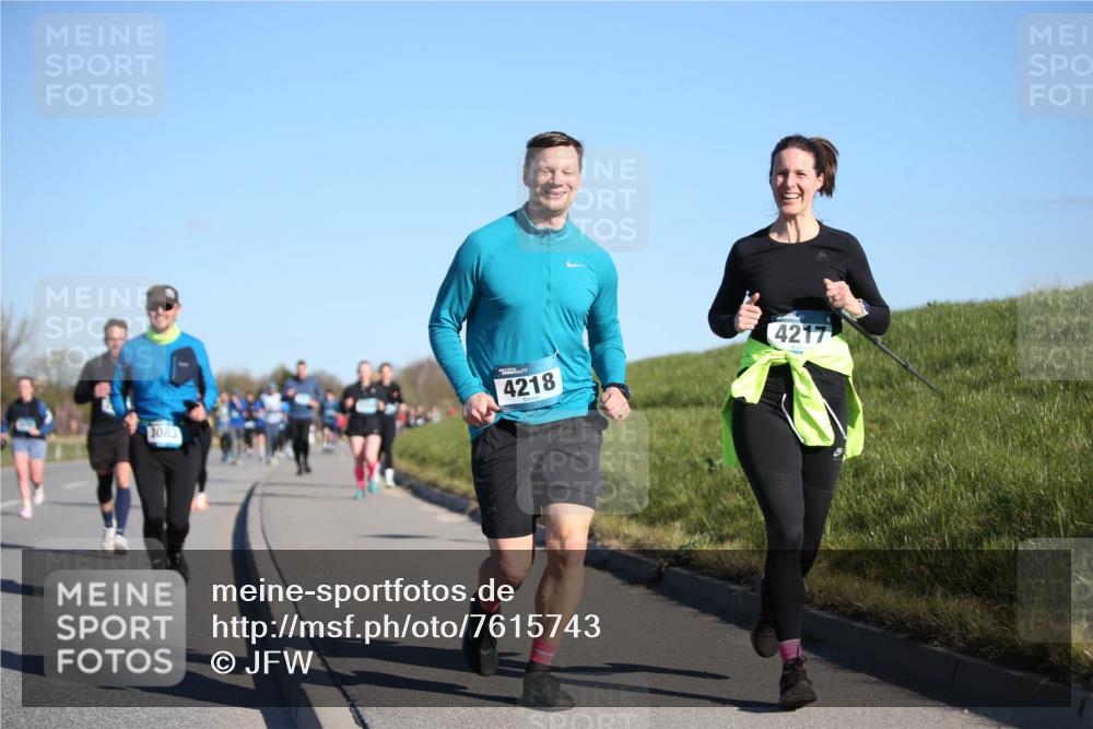 06.04.2025 - 44. Internationalen Wilhelmsburger Insellauf Jannik Wohlers http://msf.ph/oto/7615743 06.04.2025 09:35:40 Laufen 3083, 4218, 4217 meine-sportfotos.de