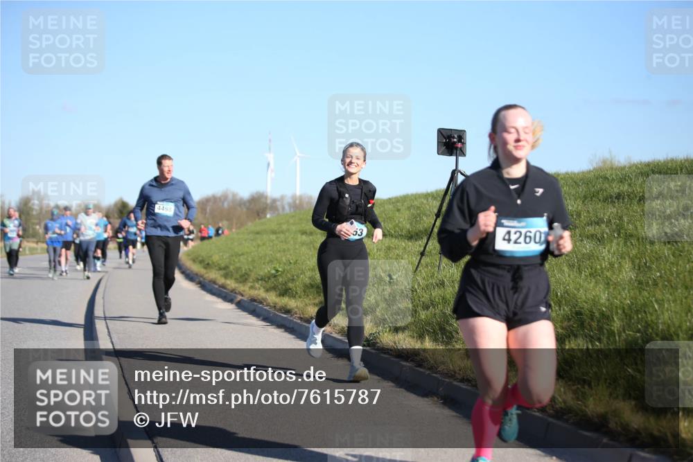 06.04.2025 - 44. Internationalen Wilhelmsburger Insellauf Jannik Wohlers http://msf.ph/oto/7615787 06.04.2025 09:35:47 Laufen 4498, 53, 4260 meine-sportfotos.de
