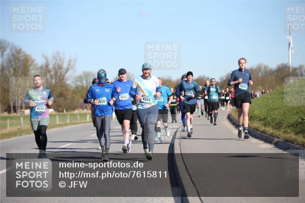 06.04.2025 - 44. Internationalen Wilhelmsburger Insellauf Jannik Wohlers http://msf.ph/oto/7615811 06.04.2025 09:35:53 Laufen 4580, 930, 5176, 4582, 4562, 5223, 3192, 3287 meine-sportfotos.de