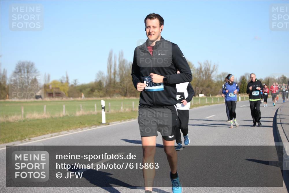 06.04.2025 - 44. Internationalen Wilhelmsburger Insellauf Jannik Wohlers http://msf.ph/oto/7615863 06.04.2025 09:36:03 Laufen 500, 4232, 4295 meine-sportfotos.de
