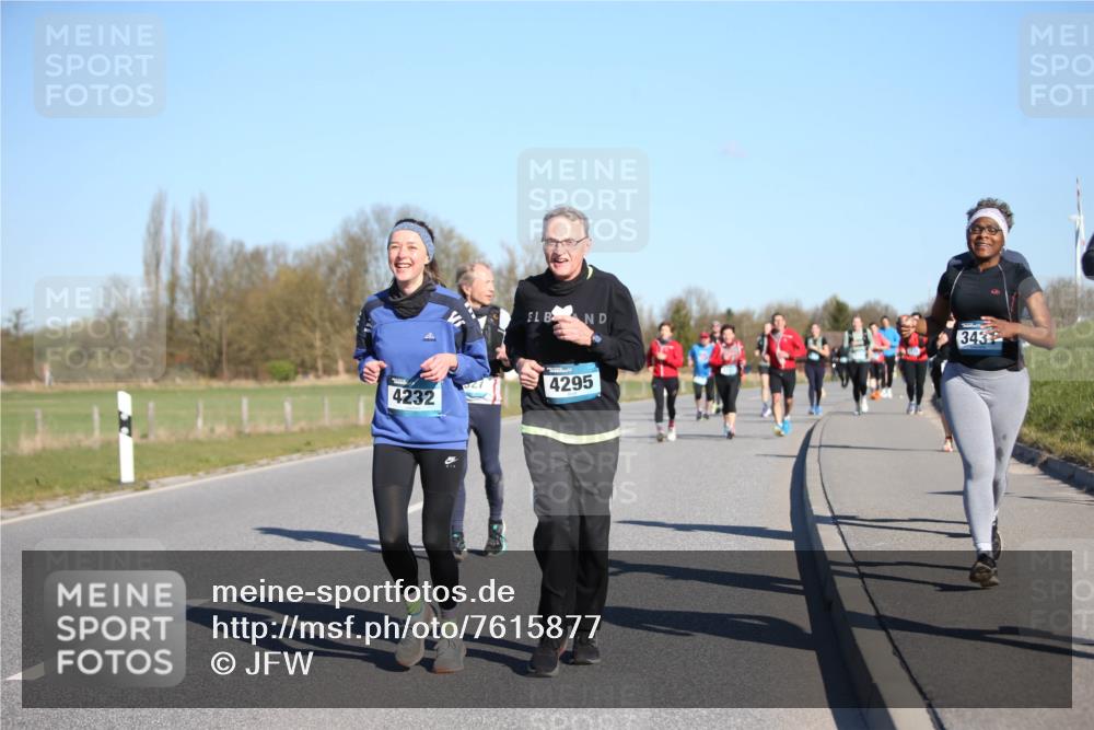06.04.2025 - 44. Internationalen Wilhelmsburger Insellauf Jannik Wohlers http://msf.ph/oto/7615877 06.04.2025 09:36:06 Laufen 343, 4232, 4295 meine-sportfotos.de