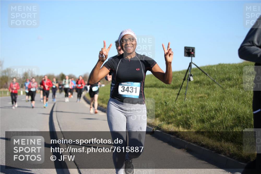06.04.2025 - 44. Internationalen Wilhelmsburger Insellauf Jannik Wohlers http://msf.ph/oto/7615887 06.04.2025 09:36:08 Laufen 3431 meine-sportfotos.de