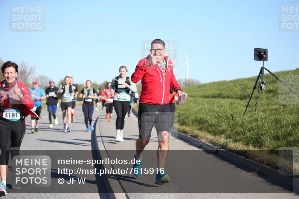 06.04.2025 - 44. Internationalen Wilhelmsburger Insellauf Jannik Wohlers http://msf.ph/oto/7615916 06.04.2025 09:36:15 Laufen 4191, 3124 meine-sportfotos.de