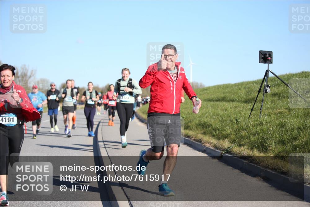 06.04.2025 - 44. Internationalen Wilhelmsburger Insellauf Jannik Wohlers http://msf.ph/oto/7615917 06.04.2025 09:36:15 Laufen 4191, 3124 meine-sportfotos.de