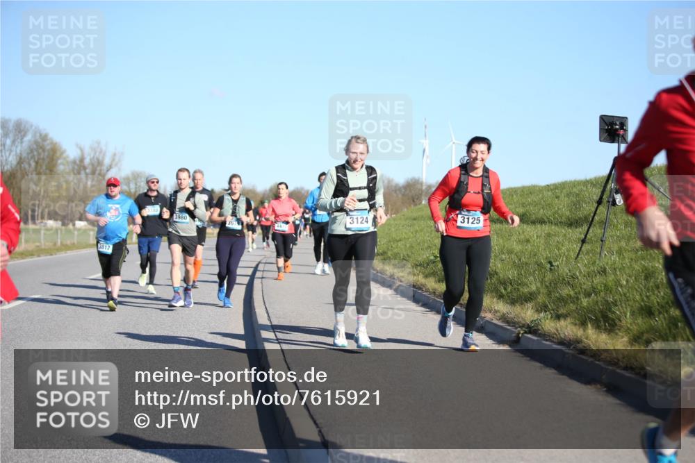 06.04.2025 - 44. Internationalen Wilhelmsburger Insellauf Jannik Wohlers http://msf.ph/oto/7615921 06.04.2025 09:36:16 Laufen 3817, 3388, 3980, 3124, 3125, 397 meine-sportfotos.de