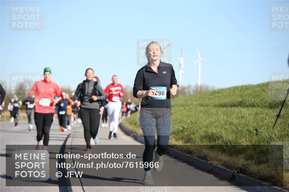 06.04.2025 - 44. Internationalen Wilhelmsburger Insellauf Jannik Wohlers http://msf.ph/oto/7615966 06.04.2025 09:36:28 Laufen 3707, 296 meine-sportfotos.de