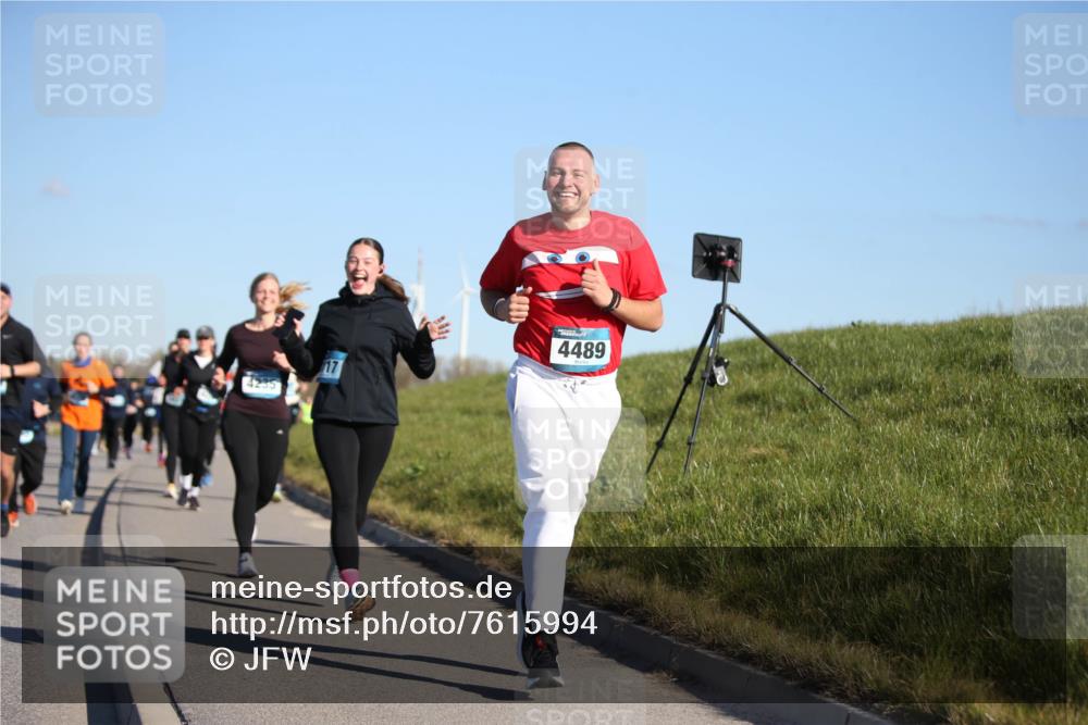06.04.2025 - 44. Internationalen Wilhelmsburger Insellauf Jannik Wohlers http://msf.ph/oto/7615994 06.04.2025 09:36:34 Laufen 4233, 17, 4489 meine-sportfotos.de
