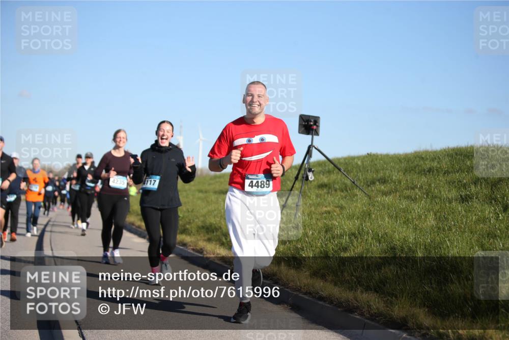 06.04.2025 - 44. Internationalen Wilhelmsburger Insellauf Jannik Wohlers http://msf.ph/oto/7615996 06.04.2025 09:36:34 Laufen 4235, 4117, 4489 meine-sportfotos.de