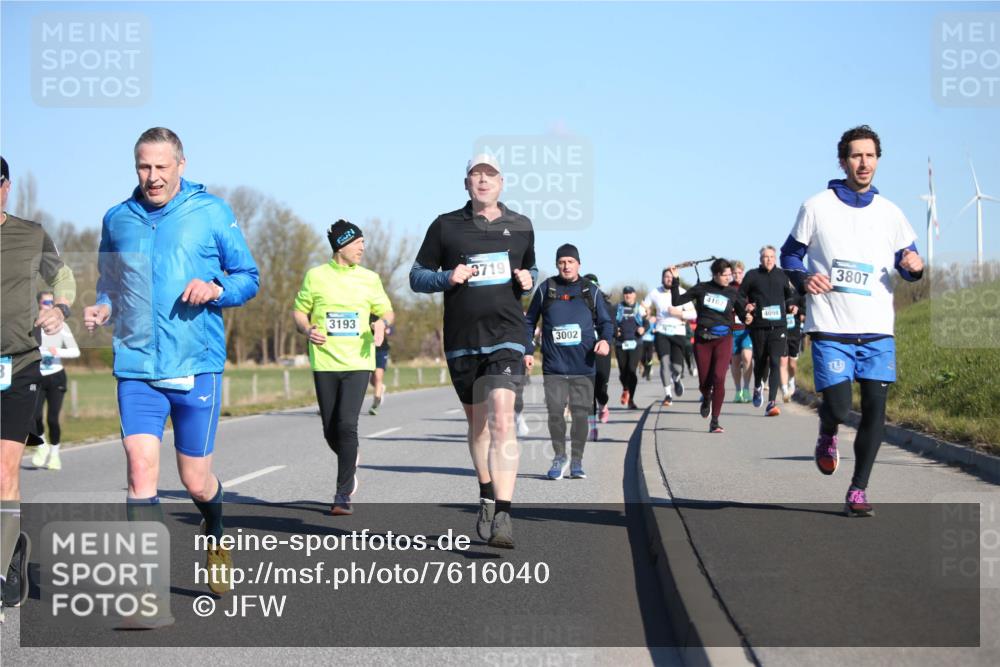 06.04.2025 - 44. Internationalen Wilhelmsburger Insellauf Jannik Wohlers http://msf.ph/oto/7616040 06.04.2025 09:36:43 Laufen 3193, 3719, 3002, 4187, 4098, 3807 meine-sportfotos.de