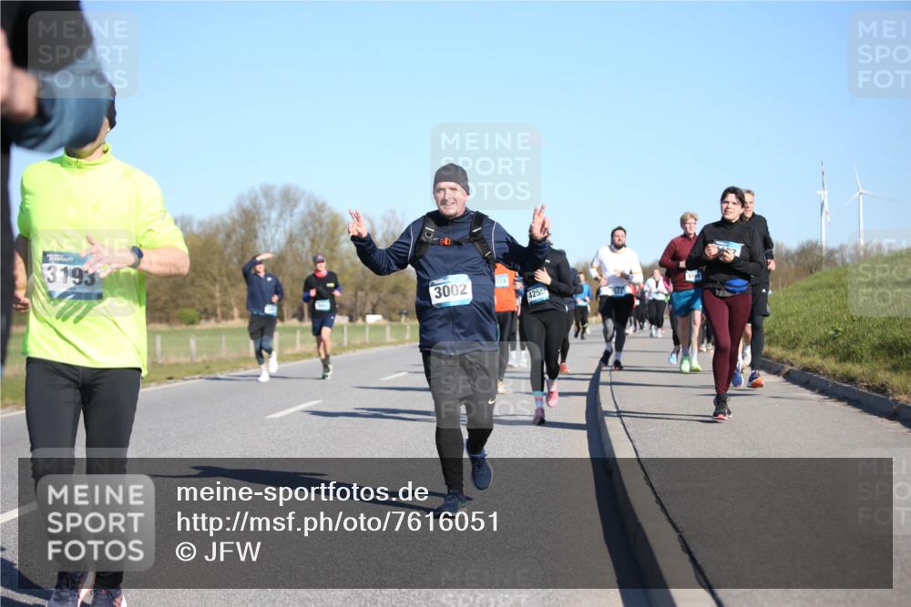 06.04.2025 - 44. Internationalen Wilhelmsburger Insellauf Jannik Wohlers http://msf.ph/oto/7616051 06.04.2025 09:36:46 Laufen 3193, 3002, 318, 4259 meine-sportfotos.de