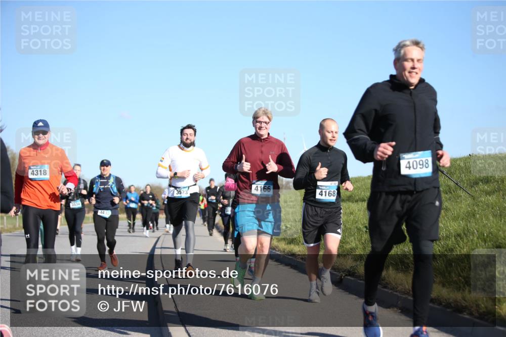06.04.2025 - 44. Internationalen Wilhelmsburger Insellauf Jannik Wohlers http://msf.ph/oto/7616076 06.04.2025 09:36:50 Laufen 4318, 3534, 4433, 3523, 4166, 4168, 4168, 4098 meine-sportfotos.de