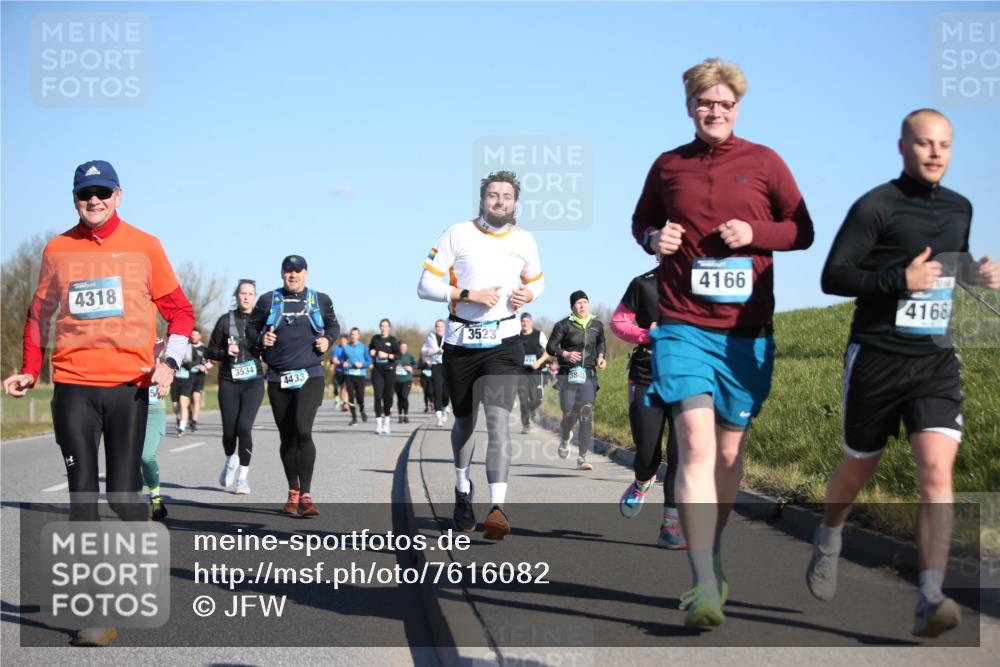 06.04.2025 - 44. Internationalen Wilhelmsburger Insellauf Jannik Wohlers http://msf.ph/oto/7616082 06.04.2025 09:36:51 Laufen 4318, 5, 3534, 4433, 3523, 3883, 4166, 4168, 4168 meine-sportfotos.de