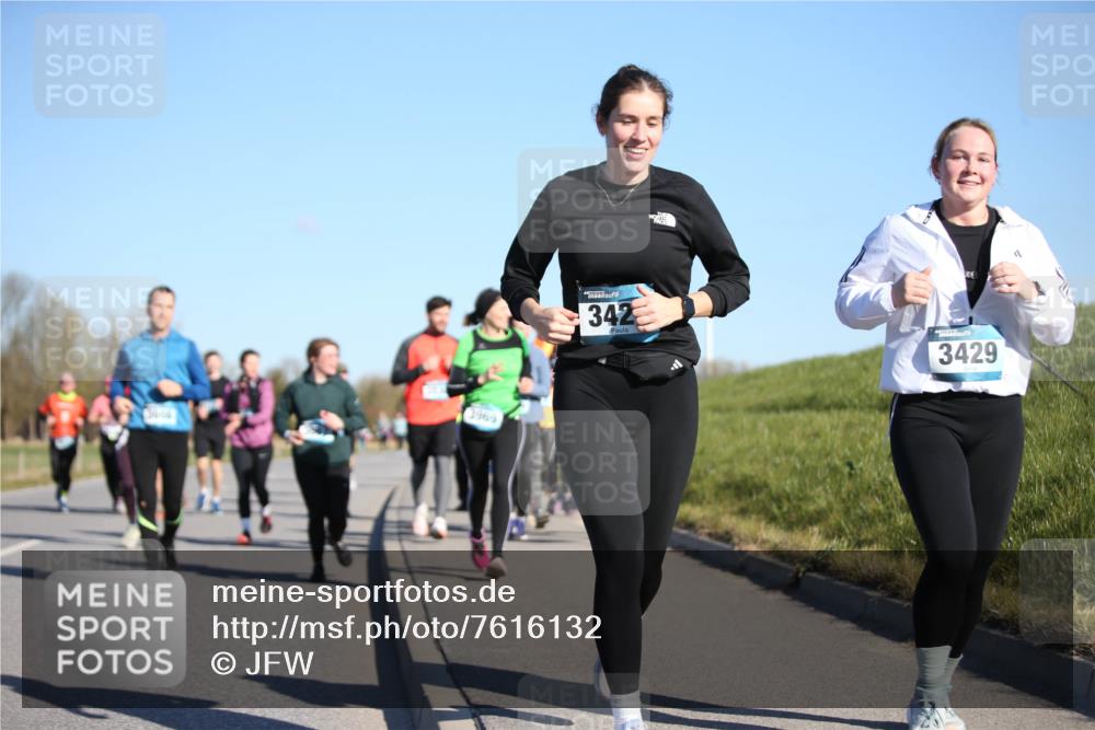 06.04.2025 - 44. Internationalen Wilhelmsburger Insellauf Jannik Wohlers http://msf.ph/oto/7616132 06.04.2025 09:37:00 Laufen 3600, 3969, 342, 3429 meine-sportfotos.de