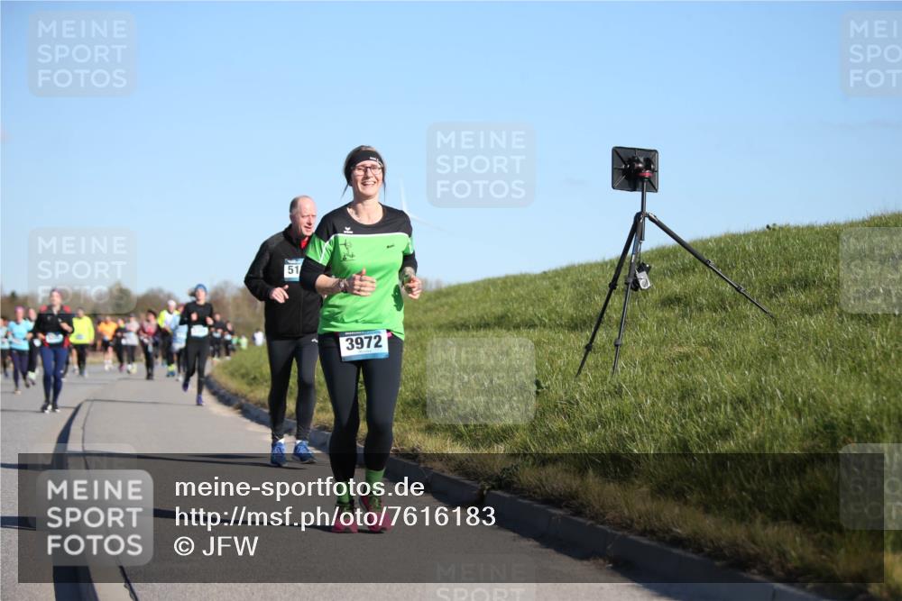 06.04.2025 - 44. Internationalen Wilhelmsburger Insellauf Jannik Wohlers http://msf.ph/oto/7616183 06.04.2025 09:37:09 Laufen 51, 3972 meine-sportfotos.de