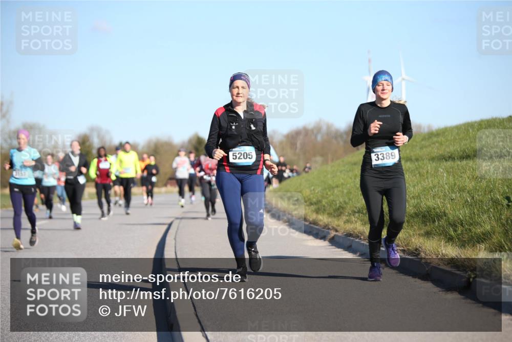 06.04.2025 - 44. Internationalen Wilhelmsburger Insellauf Jannik Wohlers http://msf.ph/oto/7616205 06.04.2025 09:37:16 Laufen 3153, 5205, 3389 meine-sportfotos.de