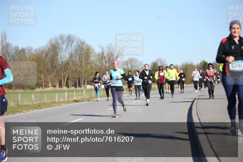 06.04.2025 - 44. Internationalen Wilhelmsburger Insellauf Jannik Wohlers http://msf.ph/oto/7616207 06.04.2025 09:37:17 Laufen 3655, 3157, 5205 meine-sportfotos.de