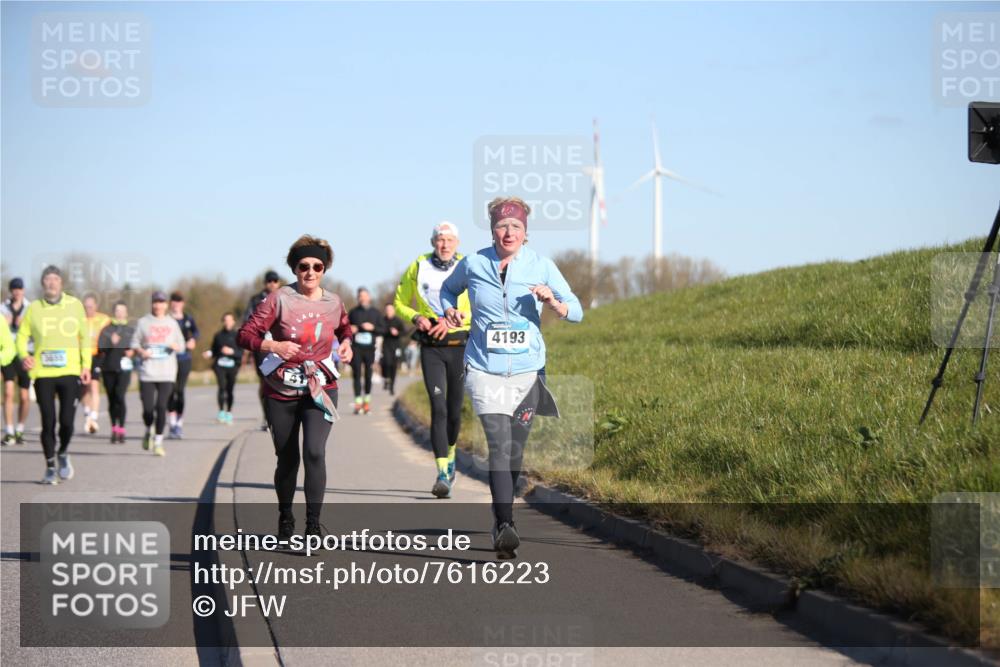 06.04.2025 - 44. Internationalen Wilhelmsburger Insellauf Jannik Wohlers http://msf.ph/oto/7616223 06.04.2025 09:37:22 Laufen 3655, 4193 meine-sportfotos.de