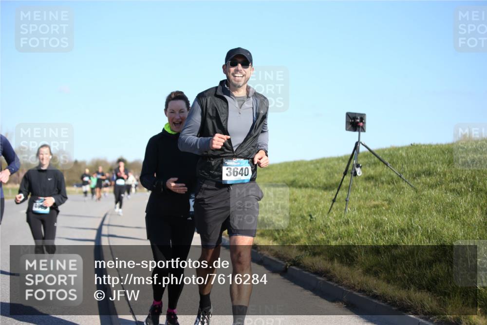 06.04.2025 - 44. Internationalen Wilhelmsburger Insellauf Jannik Wohlers http://msf.ph/oto/7616284 06.04.2025 09:37:33 Laufen 3640 meine-sportfotos.de