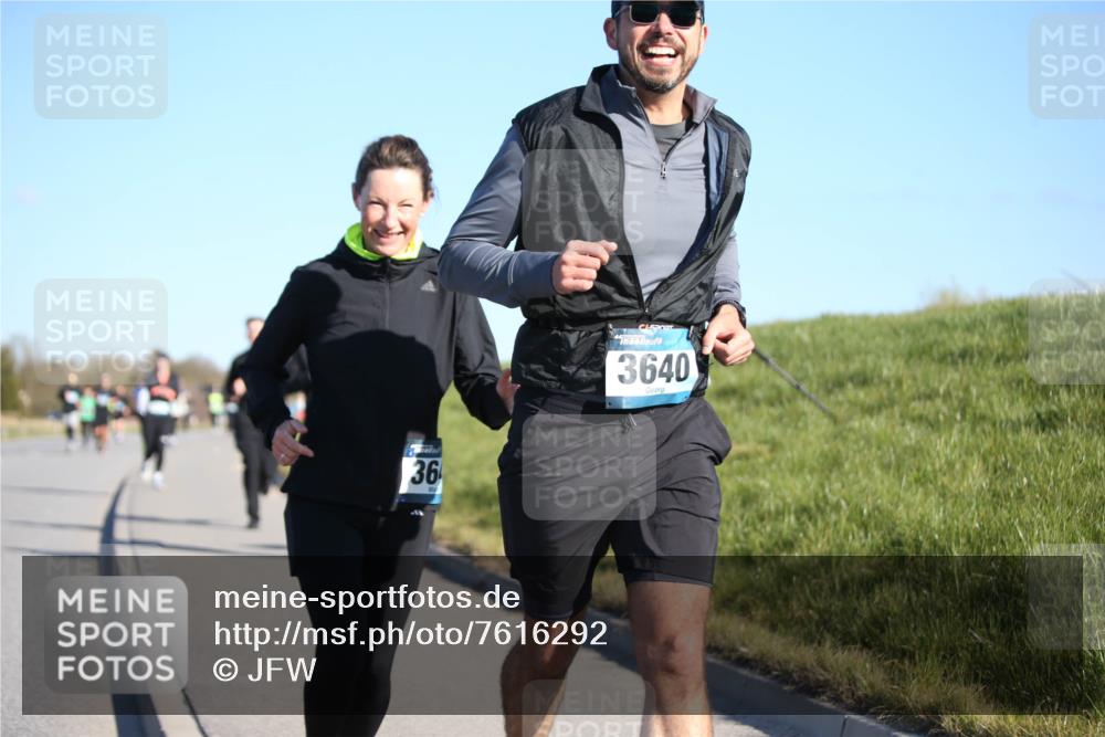 06.04.2025 - 44. Internationalen Wilhelmsburger Insellauf Jannik Wohlers http://msf.ph/oto/7616292 06.04.2025 09:37:34 Laufen 36, 3640 meine-sportfotos.de
