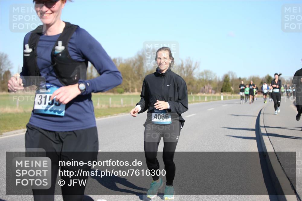 06.04.2025 - 44. Internationalen Wilhelmsburger Insellauf Jannik Wohlers http://msf.ph/oto/7616300 06.04.2025 09:37:35 Laufen 315, 4066 meine-sportfotos.de