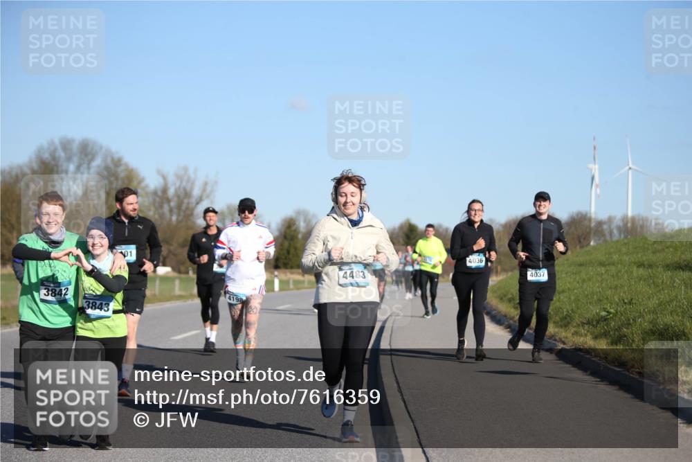 06.04.2025 - 44. Internationalen Wilhelmsburger Insellauf Jannik Wohlers http://msf.ph/oto/7616359 06.04.2025 09:37:53 Laufen 3842, 3843, 101, 4198, 4483, 21178, 4036, 4037 meine-sportfotos.de