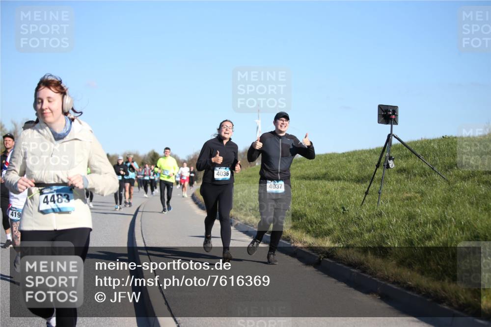 06.04.2025 - 44. Internationalen Wilhelmsburger Insellauf Jannik Wohlers http://msf.ph/oto/7616369 06.04.2025 09:37:55 Laufen 419, 4483, 4036, 4037 meine-sportfotos.de