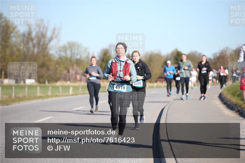 06.04.2025 - 44. Internationalen Wilhelmsburger Insellauf Jannik Wohlers http://msf.ph/oto/7616423 06.04.2025 09:38:08 Laufen 4119, 3330 meine-sportfotos.de
