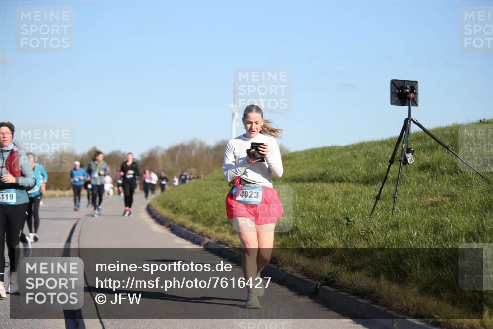 06.04.2025 - 44. Internationalen Wilhelmsburger Insellauf Jannik Wohlers http://msf.ph/oto/7616427 06.04.2025 09:38:09 Laufen 119, 4023 meine-sportfotos.de