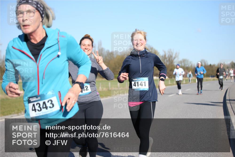06.04.2025 - 44. Internationalen Wilhelmsburger Insellauf Jannik Wohlers http://msf.ph/oto/7616464 06.04.2025 09:38:17 Laufen 4343, 42, 4141 meine-sportfotos.de