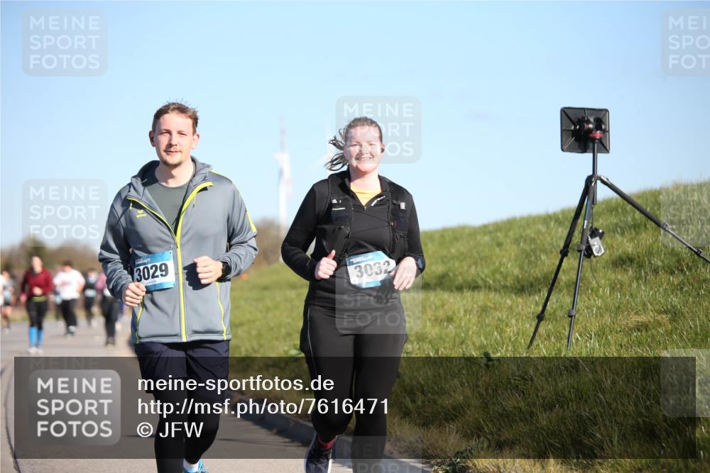 06.04.2025 - 44. Internationalen Wilhelmsburger Insellauf Jannik Wohlers http://msf.ph/oto/7616471 06.04.2025 09:38:20 Laufen 3029, 3032 meine-sportfotos.de