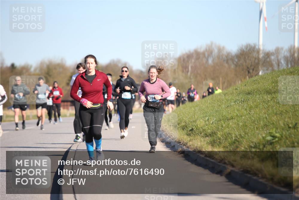 06.04.2025 - 44. Internationalen Wilhelmsburger Insellauf Jannik Wohlers http://msf.ph/oto/7616490 06.04.2025 09:38:26 Laufen 356, 314 meine-sportfotos.de