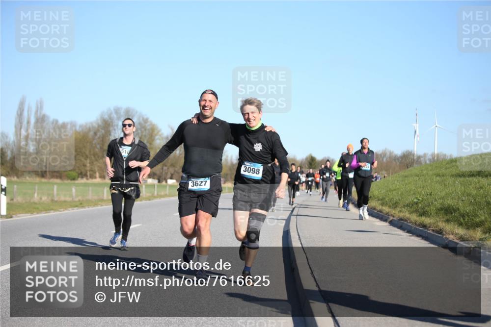 06.04.2025 - 44. Internationalen Wilhelmsburger Insellauf Jannik Wohlers http://msf.ph/oto/7616625 06.04.2025 09:38:56 Laufen 516, 3627, 3098 meine-sportfotos.de