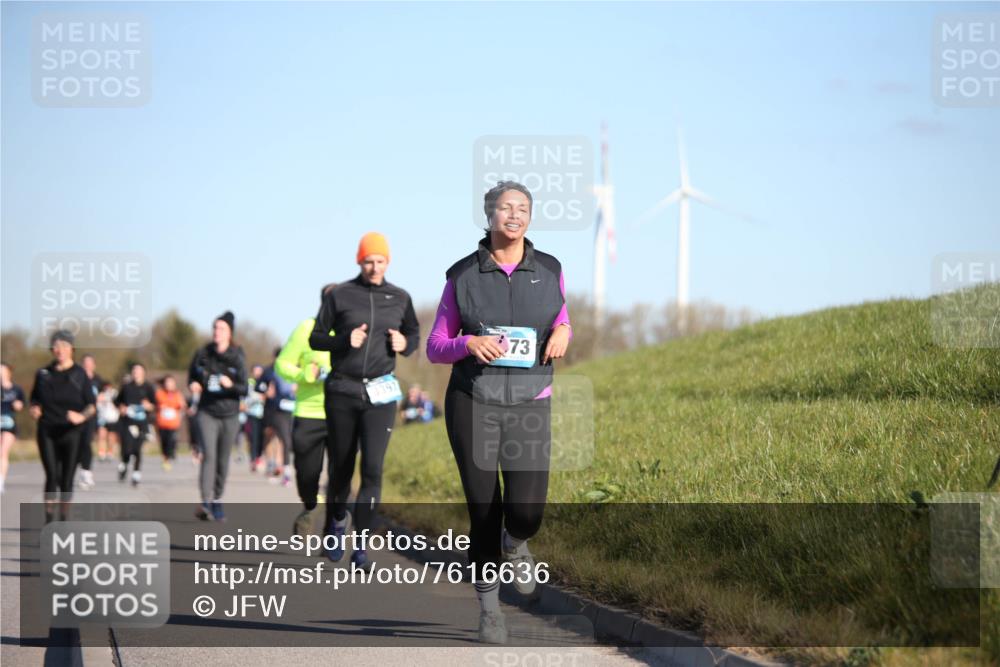 06.04.2025 - 44. Internationalen Wilhelmsburger Insellauf Jannik Wohlers http://msf.ph/oto/7616636 06.04.2025 09:38:59 Laufen 3397, 73 meine-sportfotos.de