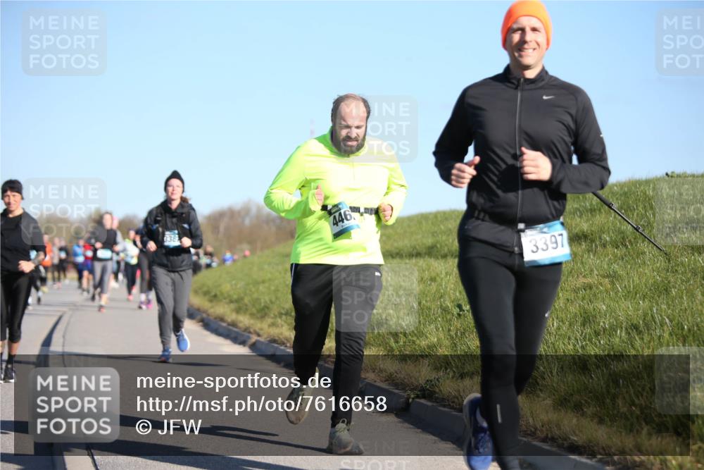 06.04.2025 - 44. Internationalen Wilhelmsburger Insellauf Jannik Wohlers http://msf.ph/oto/7616658 06.04.2025 09:39:04 Laufen 638, 446, 3397 meine-sportfotos.de