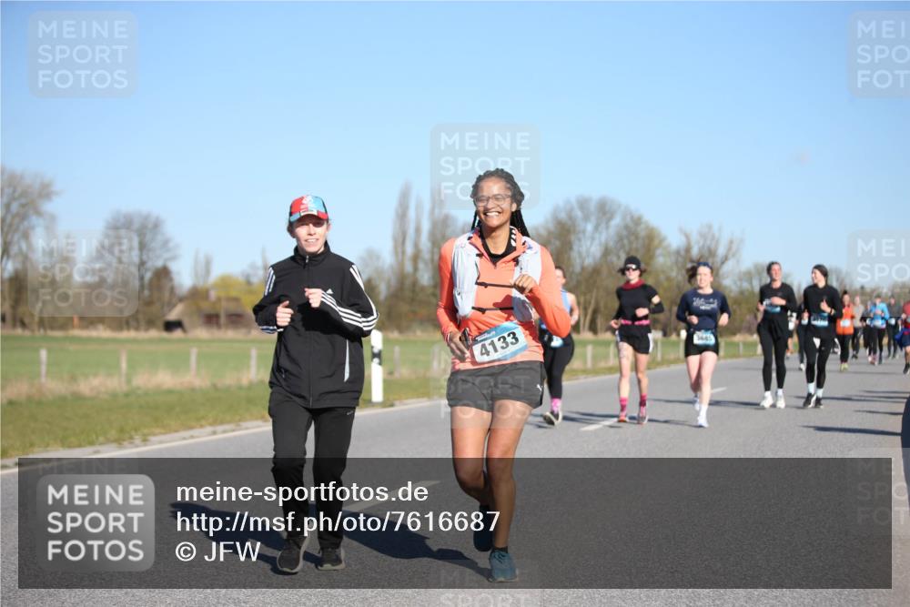 06.04.2025 - 44. Internationalen Wilhelmsburger Insellauf Jannik Wohlers http://msf.ph/oto/7616687 06.04.2025 09:39:11 Laufen 4133, 3685 meine-sportfotos.de