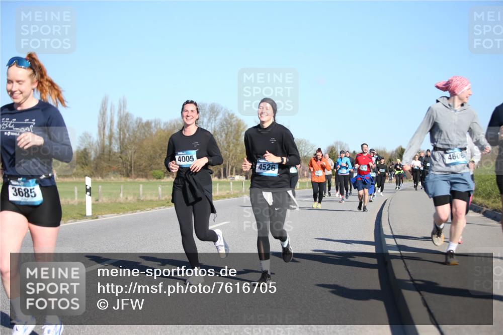 06.04.2025 - 44. Internationalen Wilhelmsburger Insellauf Jannik Wohlers http://msf.ph/oto/7616705 06.04.2025 09:39:15 Laufen 3685, 4005, 4526, 4606 meine-sportfotos.de