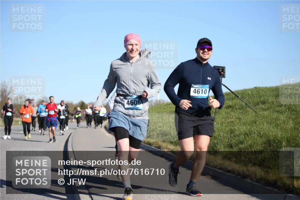 06.04.2025 - 44. Internationalen Wilhelmsburger Insellauf Jannik Wohlers http://msf.ph/oto/7616710 06.04.2025 09:39:16 Laufen 3519, 4606, 4610 meine-sportfotos.de