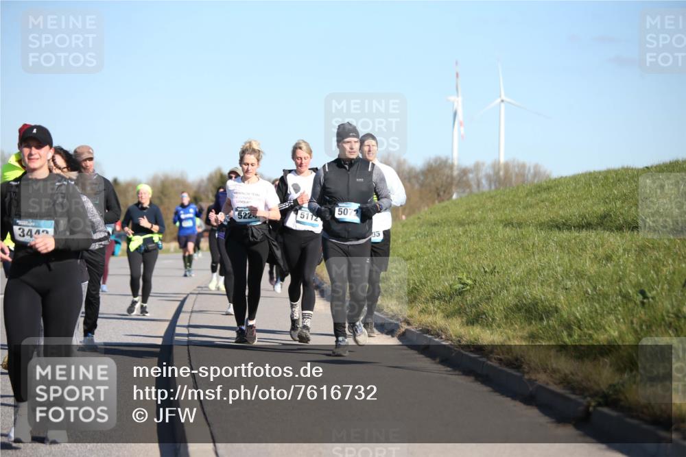06.04.2025 - 44. Internationalen Wilhelmsburger Insellauf Jannik Wohlers http://msf.ph/oto/7616732 06.04.2025 09:39:26 Laufen 344, 522, 5112, 507, 15 meine-sportfotos.de