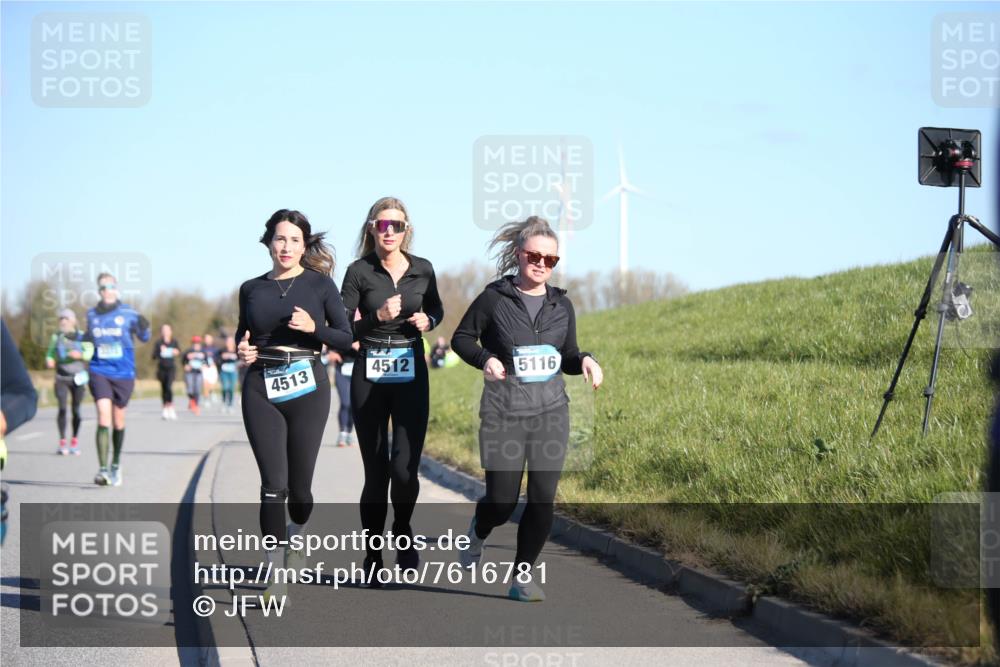 06.04.2025 - 44. Internationalen Wilhelmsburger Insellauf Jannik Wohlers http://msf.ph/oto/7616781 06.04.2025 09:39:34 Laufen 4513, 4512, 5116 meine-sportfotos.de